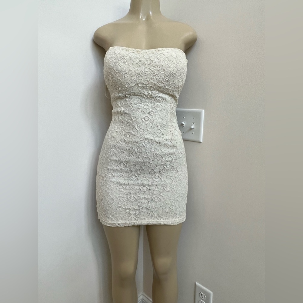 Red Clover ivory lace strapless bodycon dress